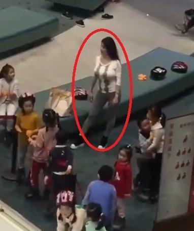 性情|宝爸性情转变,每天提前接孩子放学,网友:换了我旷工也要去