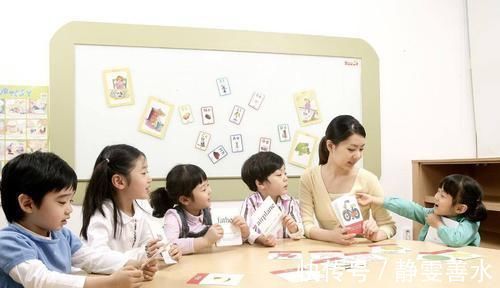 举动|李玫瑾教授:宝宝睡觉时有这3个举动,暗示大脑发育快,智商更高