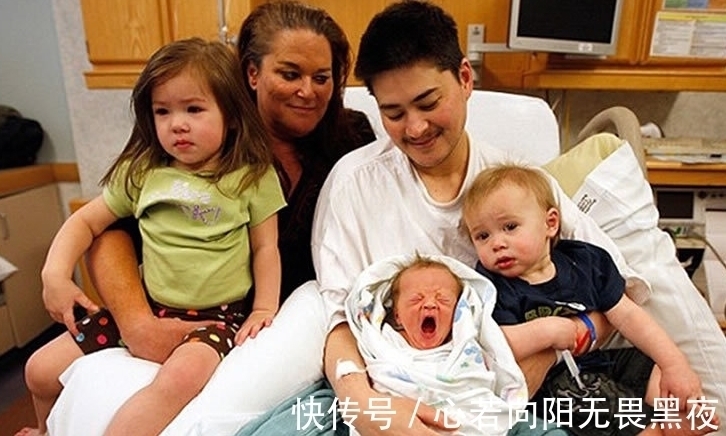 男子|史上首个怀孕的男子,成功生下了三胎,原因令人十分敬佩