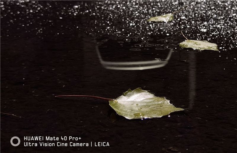 间维度|全球首款自由曲面镜头手机告别畸变!华为Mate40 Pro+超大杯评测