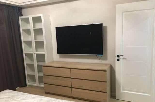 脑子|老公非要把衣帽间装在卫生间入口，我骂他脑子进水，完工后我闭嘴了