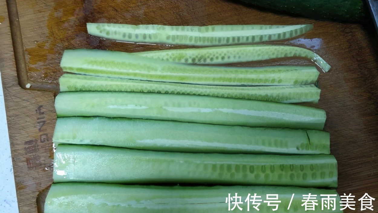脆爽|腌黄瓜，第一步不要加盐，教您正确做法，黄瓜脆爽又入味，味道正