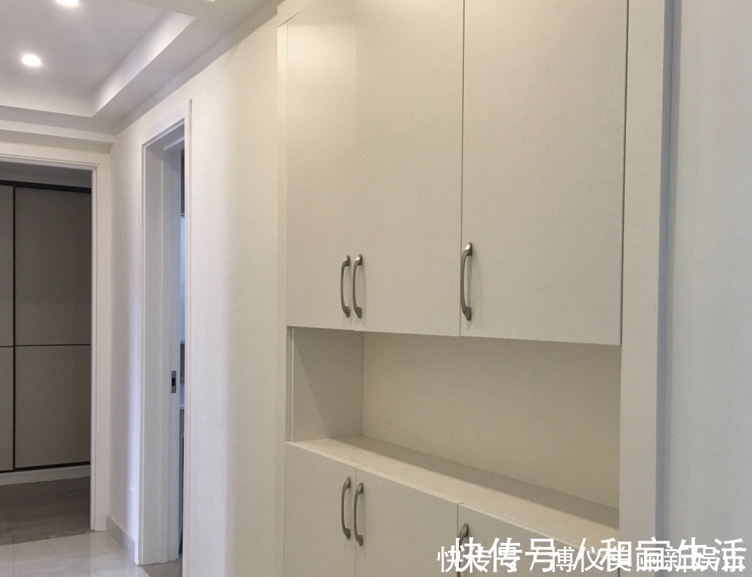 鞋柜|她家装修不攀比，不请设计师，完工后的效果真羡慕，太简约了！