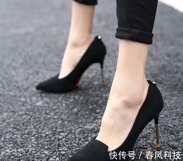 scate:tttttttttt 性感的高跟鞋,让你完美的秀出大长腿,美艳不可方物