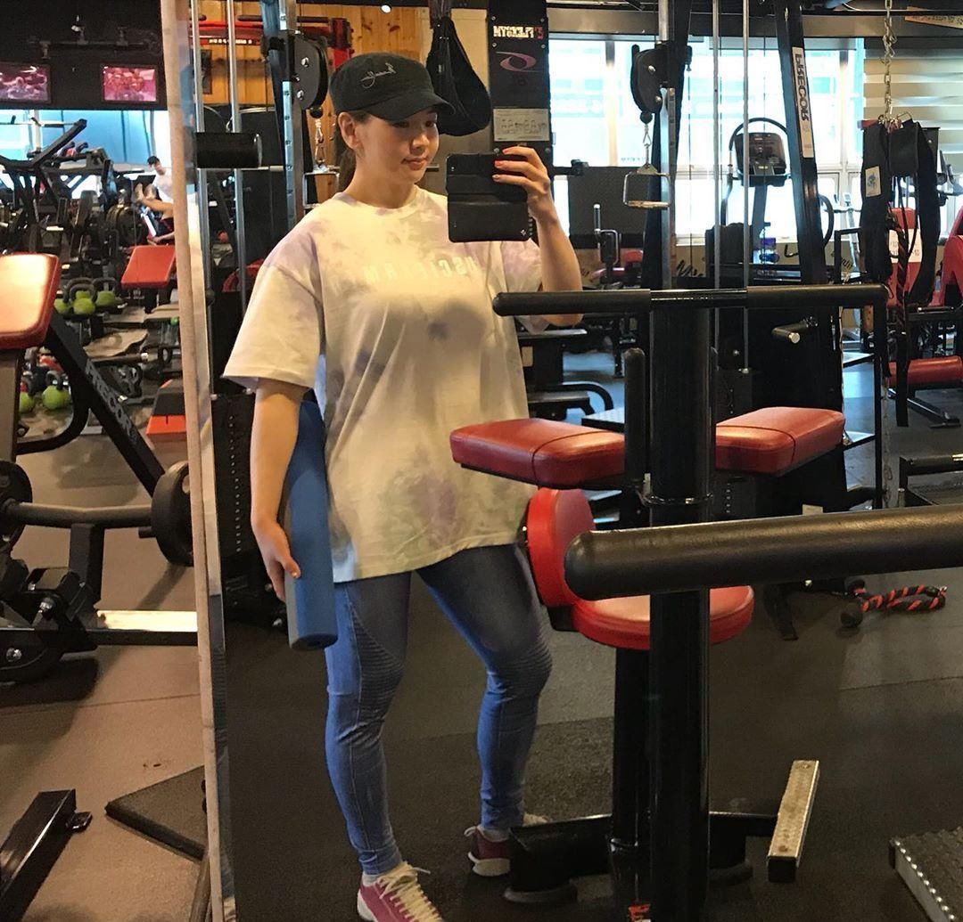 男生|“萝莉脸魔鬼肌肉女”强大的让男生汗颜,如今却脂肪含量略高