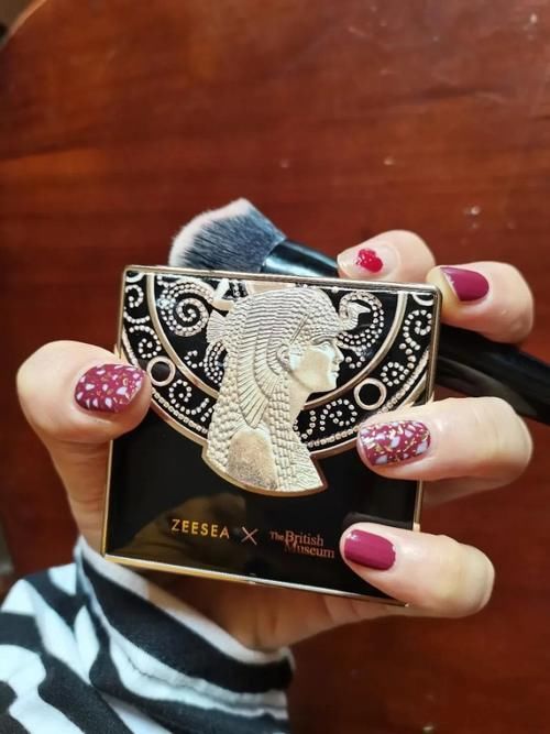 回购|“美妆界”无限回购的“4款”经典单品，你用过哪几个？