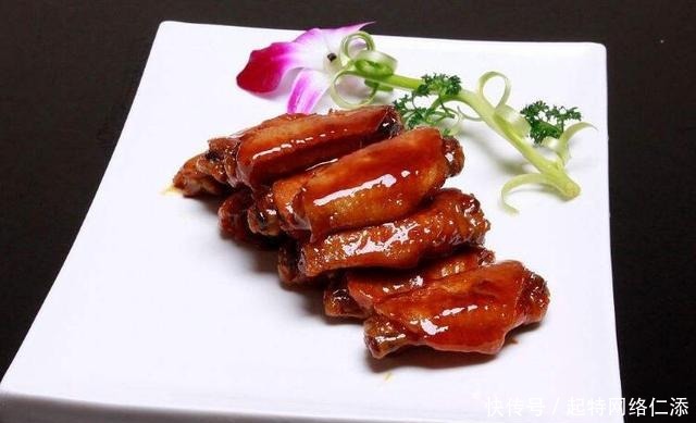 秘制|秘制配方!可乐鸡翅这样做,色泽诱人,香嫩多汁,三盘不够吃!