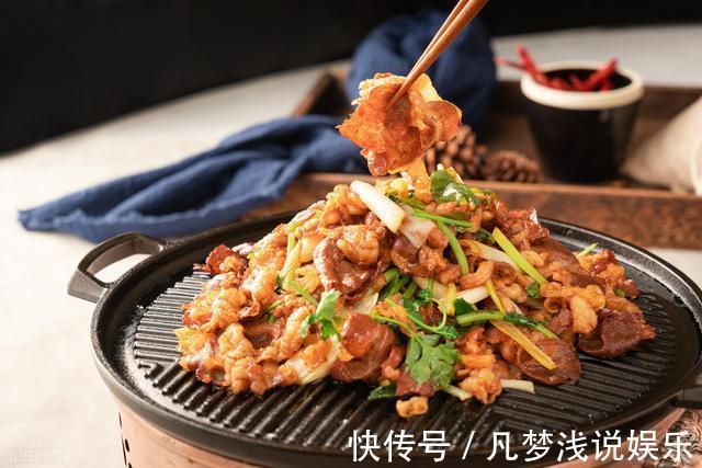 葱爆羊肉|制作葱爆羊肉,是先炒葱还是先炒肉?步骤错了,肉不鲜嫩还很膻