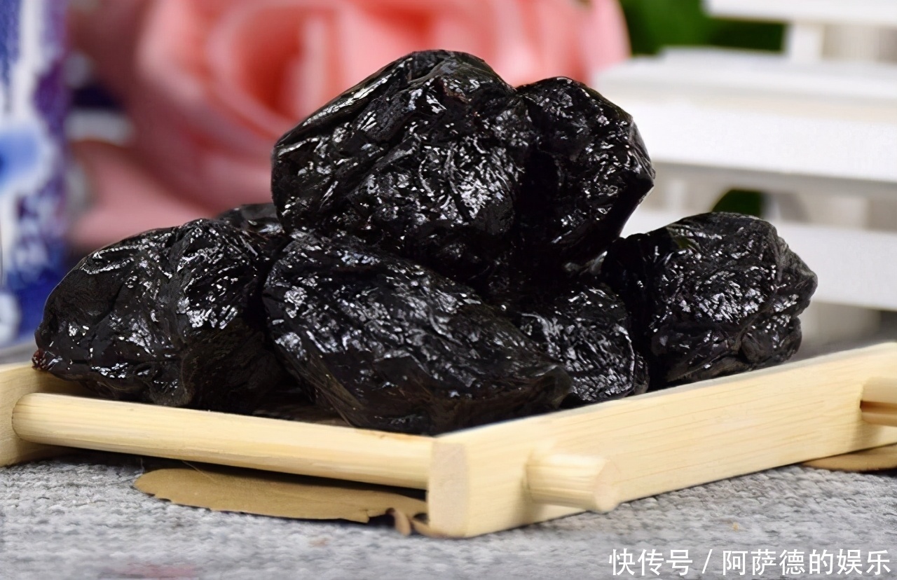 冬天养生正当时,多吃三种食物,排毒护肤,淡化黑斑,美白肌肤