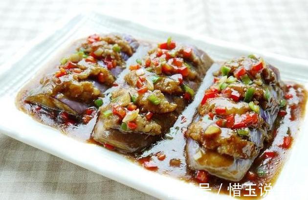 分享2道地道家常菜，美味简单还美容养颜，喜欢就收下吧！