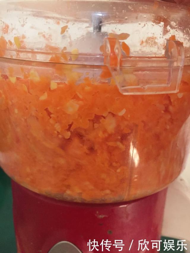 糯米还能怎样吃做成丸子软糯美味,晶莹剔透,制作简单易上手