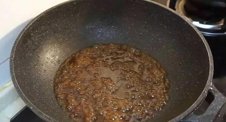 这才是我要的猪肉做法,红润油亮,口感软糯鲜香,上桌分分钟抢光!