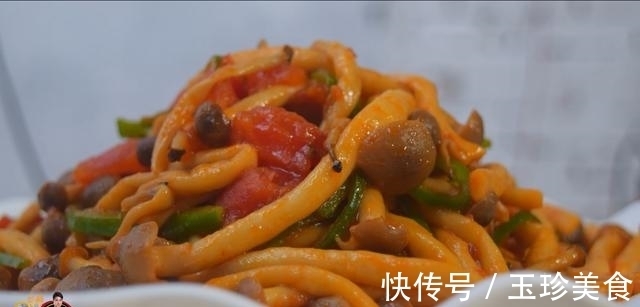 天健|番茄炒海鲜菇最好吃的做法,简单美味又健康,看看你喜欢吃不?