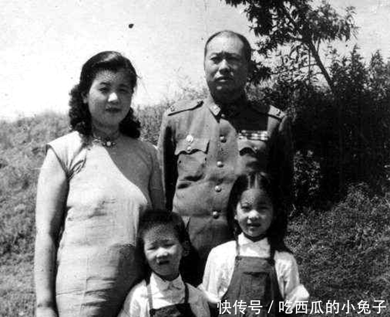 家喻户晓|“十五兵团司令”罗广文，1949年和平起义，有一个弟弟家喻户晓