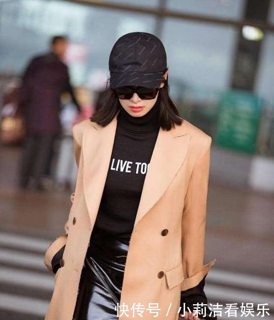 张钧|张钧甯又穿出好气质, 穿卡其色大衣时配花色围巾, 相当有范!