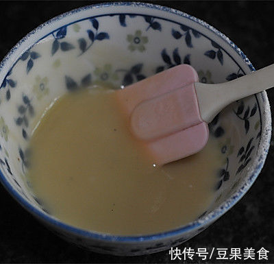 好吃的软萌软萌的古早纸杯蛋糕,是不是很有食欲呀