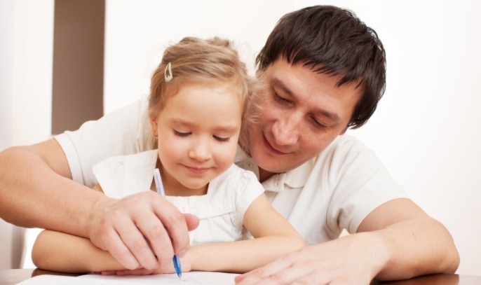 孩子|研究发现:脑力超常的孩子,通常有这3个“坏习惯”,家长别干涉