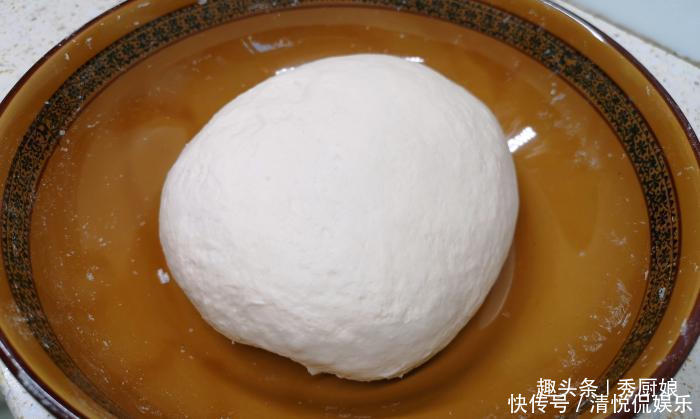 全家|全家迷上此面食,三天两头做一次,饭菜一锅出,发朋友圈被点赞