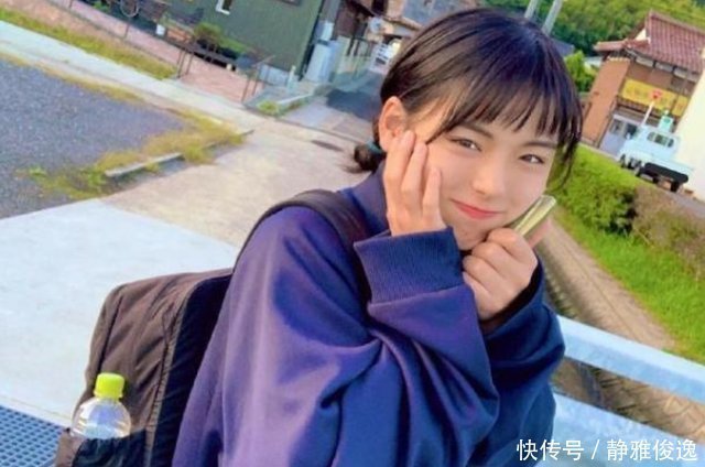 男孩子|17岁男高中生沉迷“女装”,长相清纯又可爱,男生看了都心动