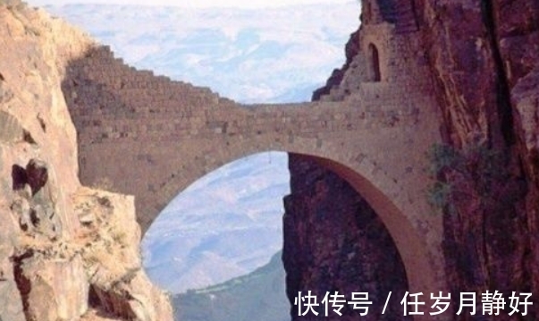 无人知晓|亚洲一桥梁海拔2600米，悬空于两山之间400年，建造过程至今未解