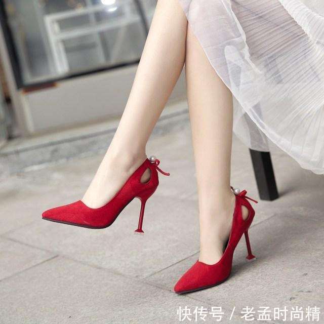妖娆|尖头高跟鞋, 凸显出女生妖娆柔媚的性感魅力