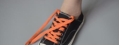 不管电风扇多脏,教你不用拆下清洗,几分钟变得干净无灰尘,实用