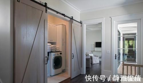 平开门|卫生间万万不要装平开门,装这种门更好看实用,后悔我家才发现
