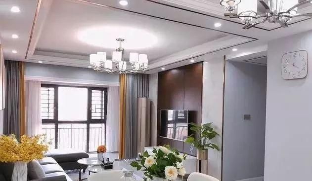 玄关|晒晒即将入住108平新房，客厅漂亮极了，玄关鞋柜好实用