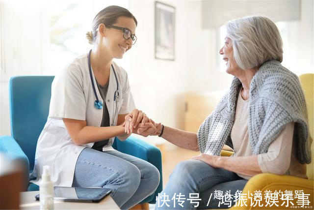 骨质疏松症|女性绝经前的5种迹象，若在49岁左右显露，偷着乐吧，身体很健康