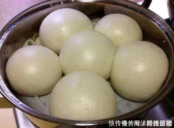 白醋|蒸馒头别只放酵母和白糖，加一点“它”，10分钟发满盆，还更香软