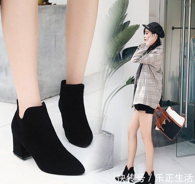 高跟鞋 小蛮腰! 每个女人都渴望吧 穿上一双高跟鞋+裤袜, 美得亭亭玉立