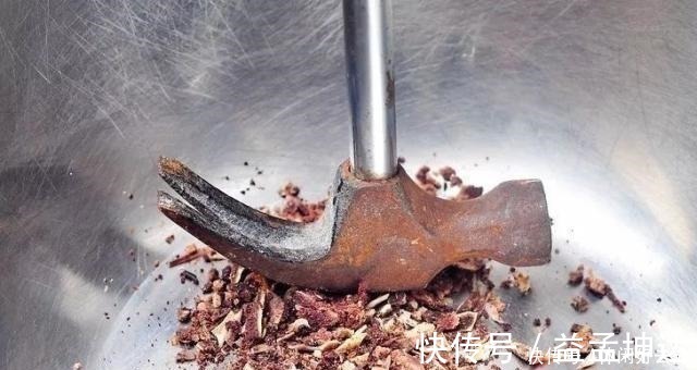 养花|将骨头变成骨粉有几个简单技巧,用来养花有三大好处!