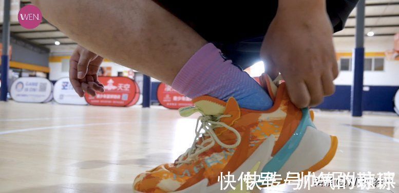 测评 三百出头耐磨的学生党外场球鞋,战獒2代测评