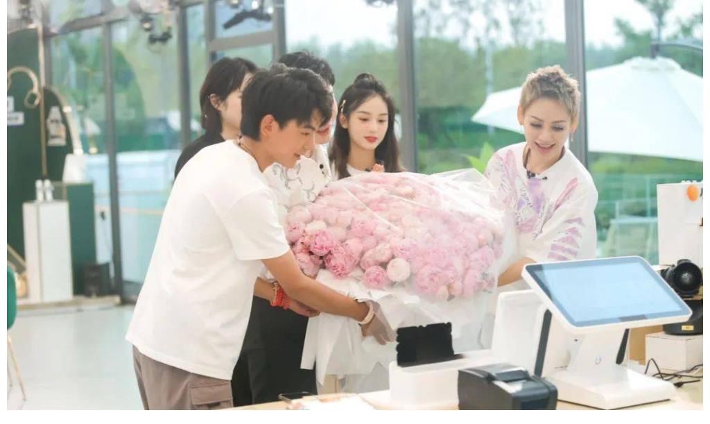 宁静|“中餐厅5”即将收官,口碑和评分都这么差,难道只是宁静的问题