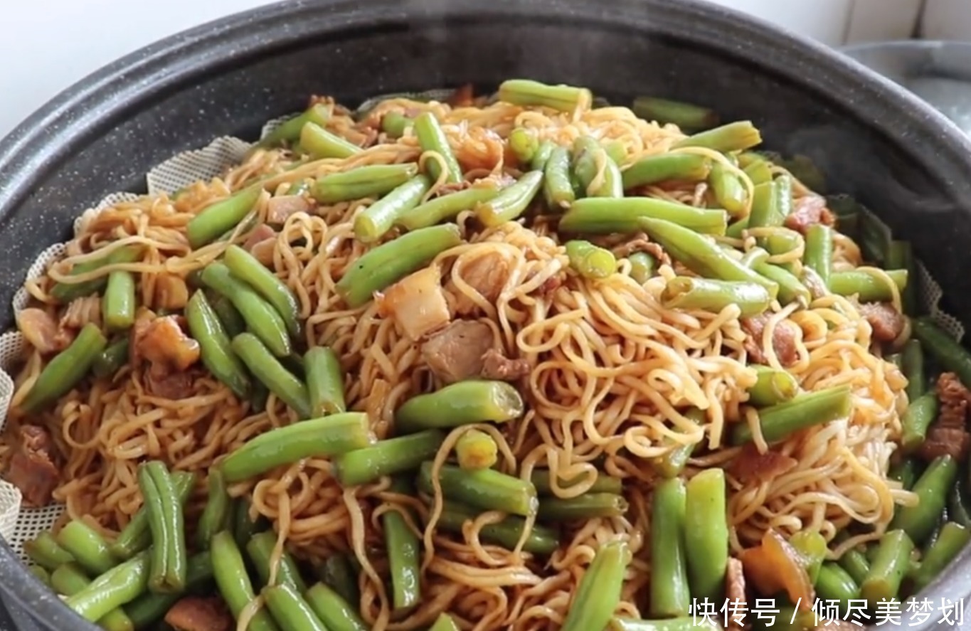 面条|卤面怎么蒸才好吃,原来做法诀窍这么简单,一次蒸一大锅都不够吃