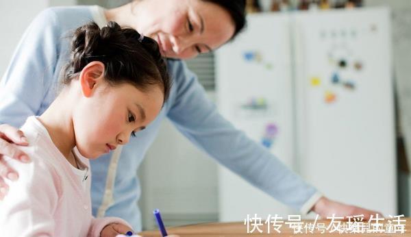 老师布置|老师布置“特殊作业”,让孩子COS世界名画,网友笑喷:仿出灵魂