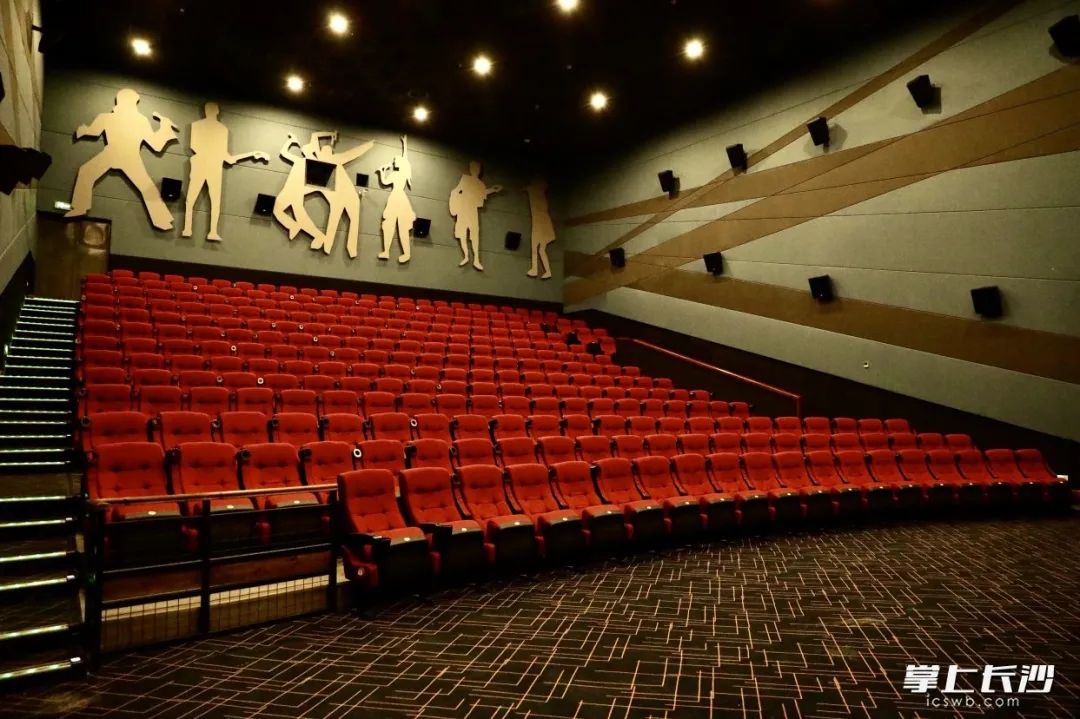 停车/观影/租房/景点……通通免费！留你过年，长沙真的有蛮客气