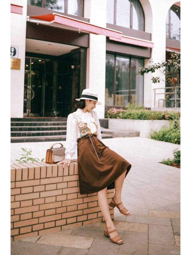 衬衫|立秋之后，小个子该怎么穿？试试“衬衫+半身裙”，显高又好看