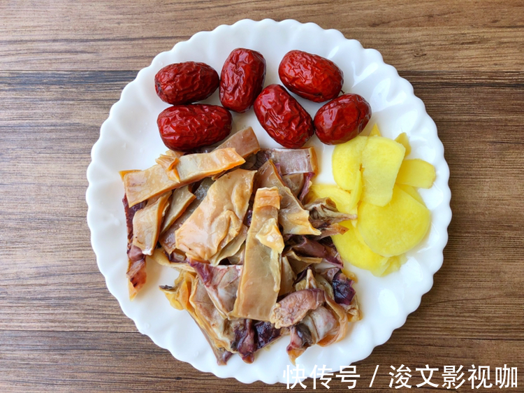 美味|筒骨和它是绝配，营养美味又补钙，孩子常吃身体棒