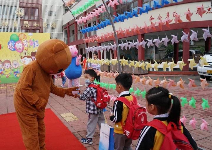 小朋友|遇见最美的你——省府幼儿园开学第一天纪实