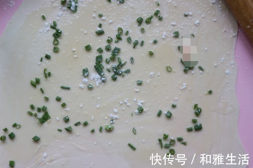 自从婆婆教会我油酥饼的这种做法，我家一星期一袋面，是真的好吃