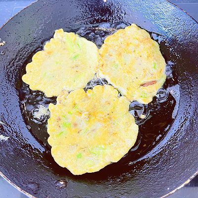 蛋液茄子饼|蛋液茄子饼