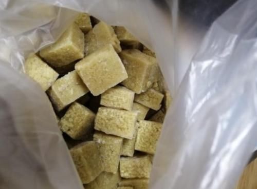 冻豆腐，原来不是光冷冻就行，多加2步，网状多，口感更紧实筋道！