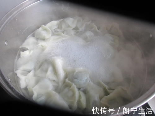最鲜嫩多汁的饺子馅，原来是“它”做的！好多人不知道，快收藏！