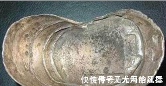 铜钱！这才是中国古代真正的银子：看这表面的坑洼，不知道被咬了多少次