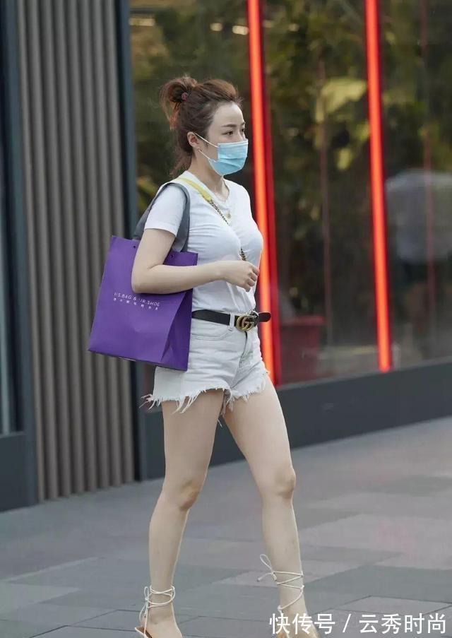 无袖|饱满的“无袖短裤”美女，到处都充满风情！