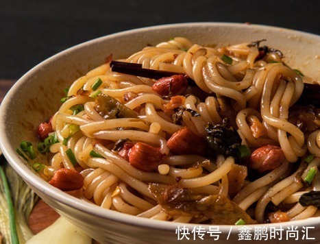 建议上班族:不想点外卖时,试试这5款美食,开胃解馋,省时省心