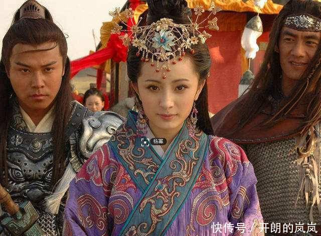 满清时期两个奇葩风俗,第一个还能理解,第二个确实感到奇葩