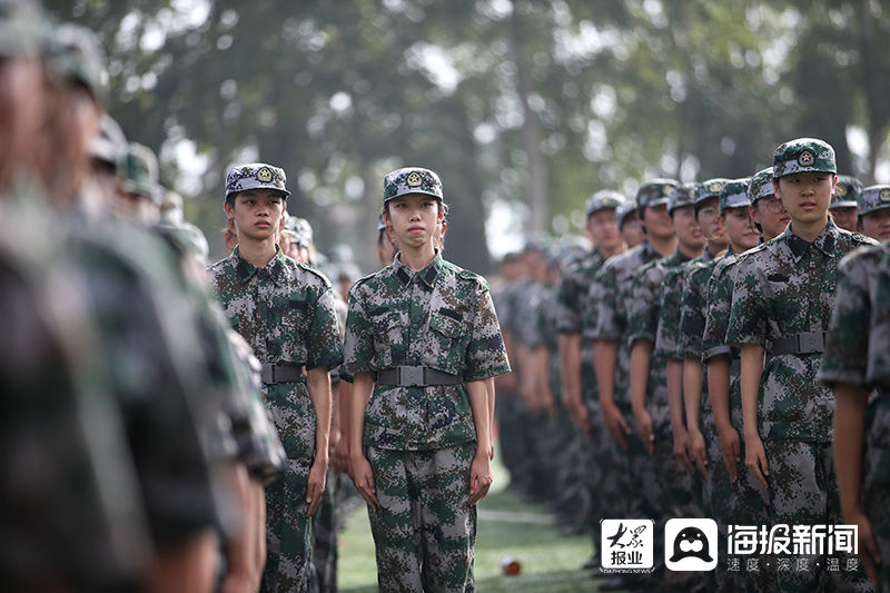 军姿飒爽，青春飞扬！山东工商学院新生交出军训“答卷”|图集 | 山东工商学院