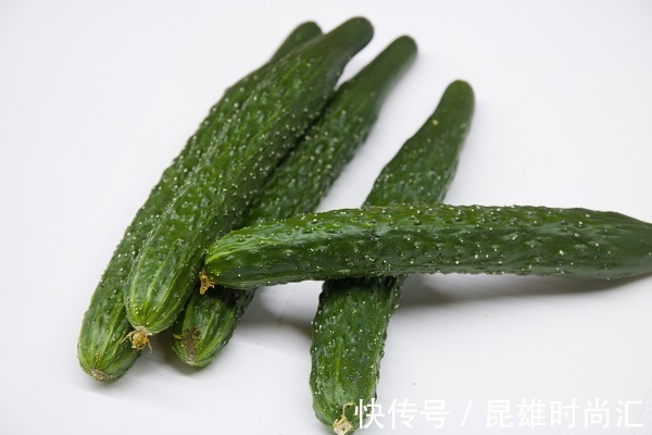 减肥|黄瓜有什么营养,常吃能帮助减肥,减肥的人可以看一下